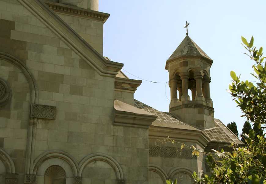 Церковь армянская